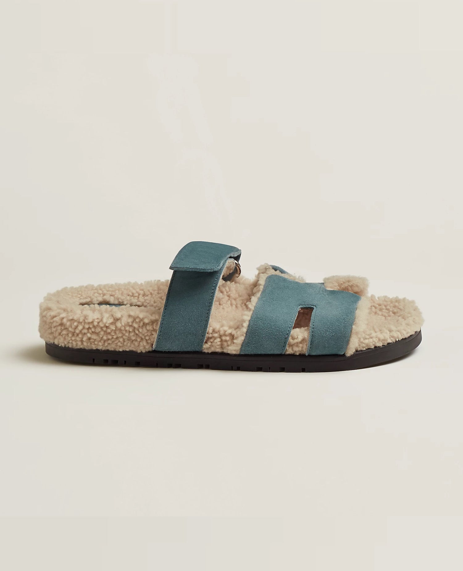 Hermès Chypre Sandal Bleu Pinede / Ecru