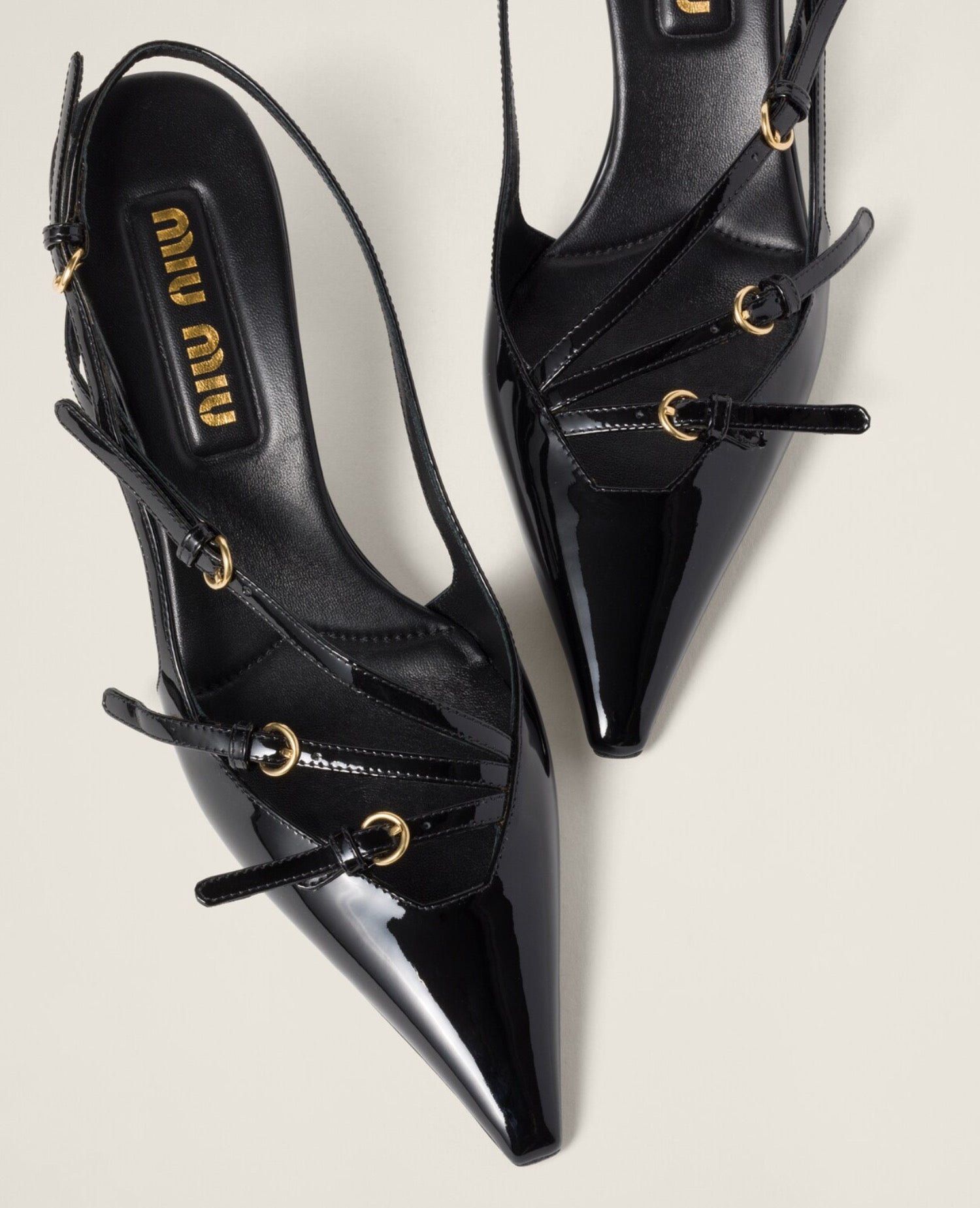 MMU Patent leather slingbacks with buckles Black