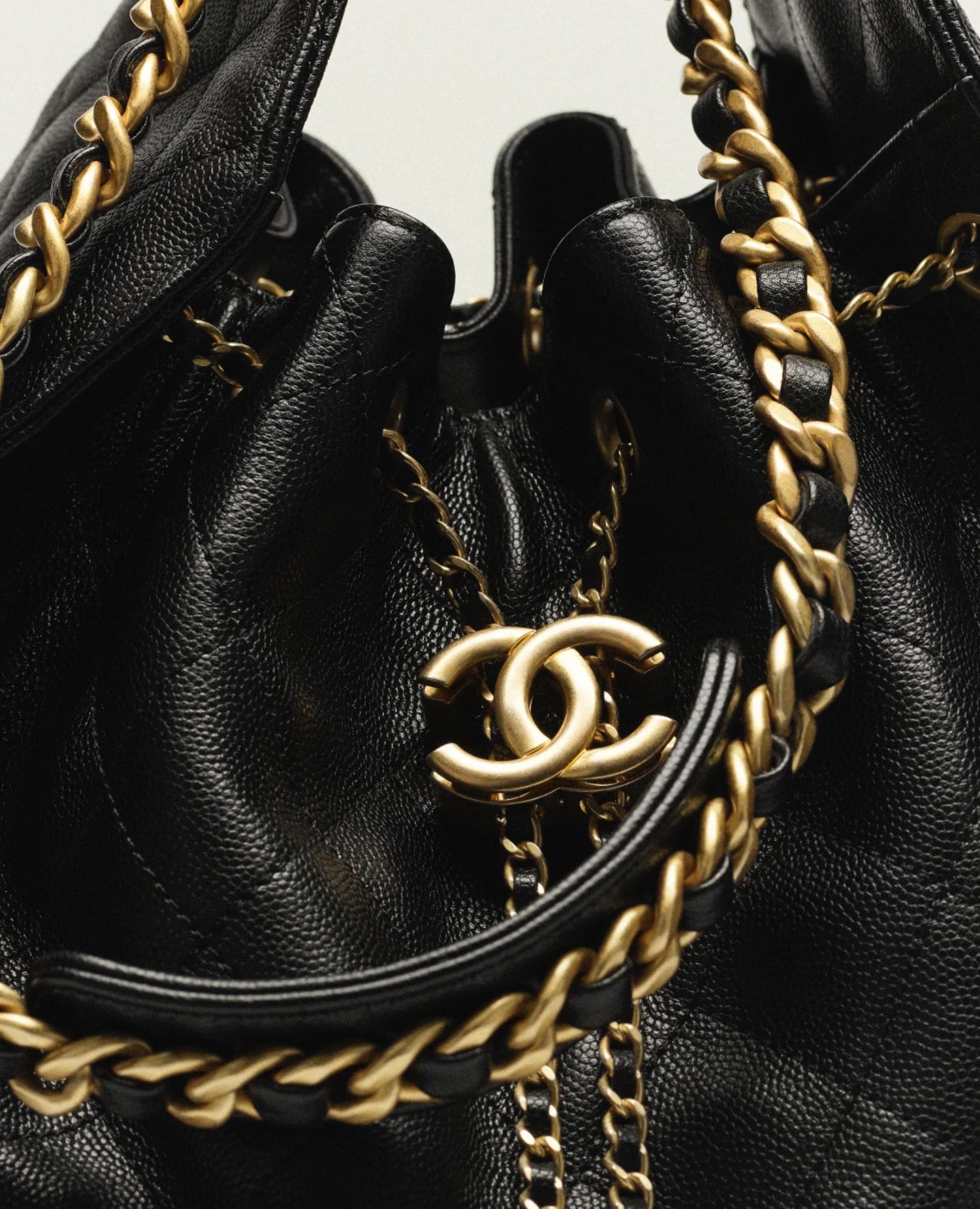 Coco 25 Medium Handbag Black