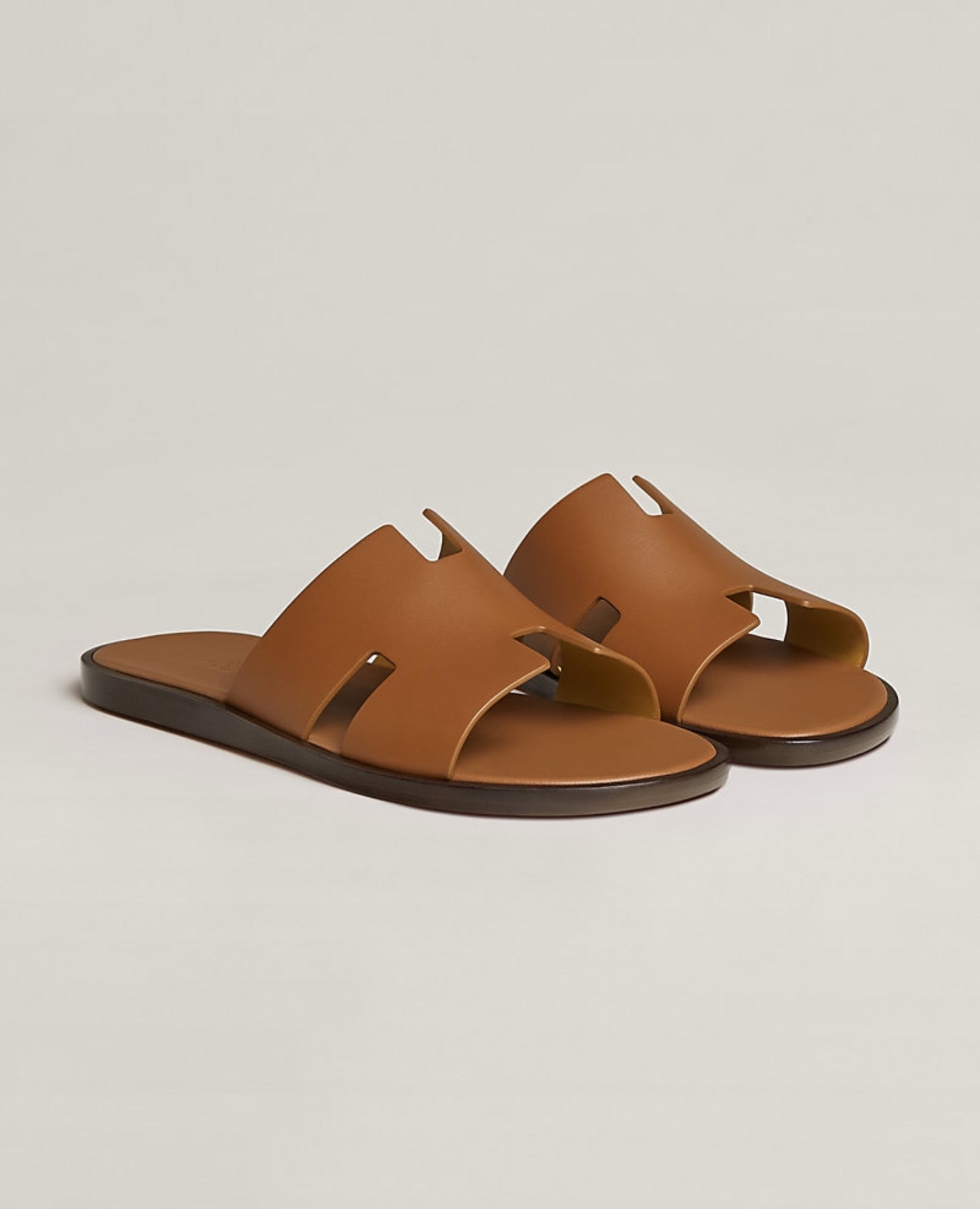 Hermès Izmir Sandal Gold
