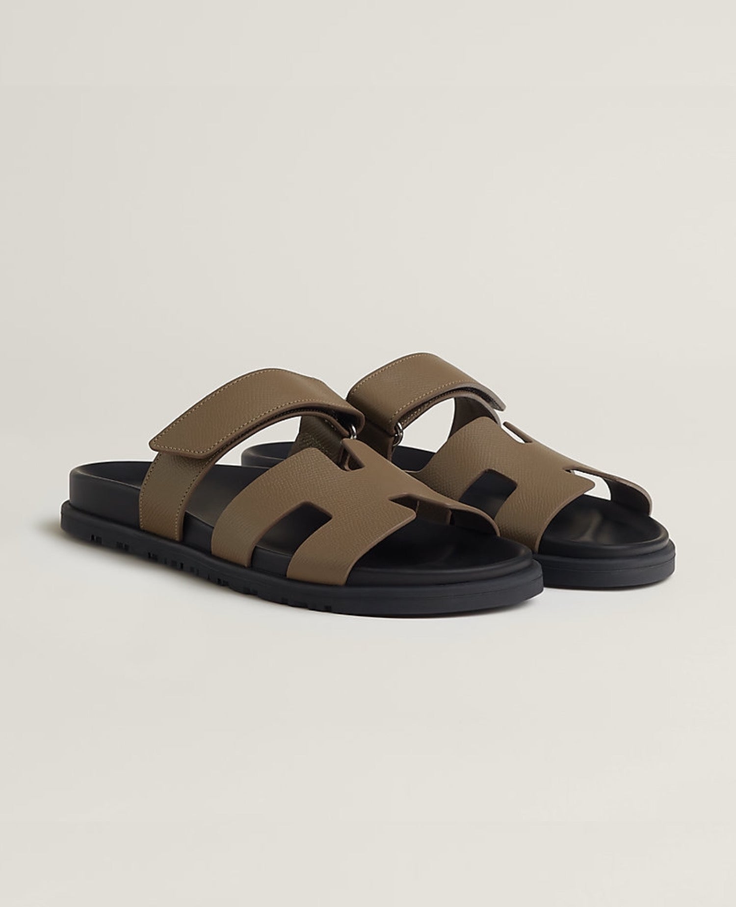Hermès Chypre sandal Étoupe