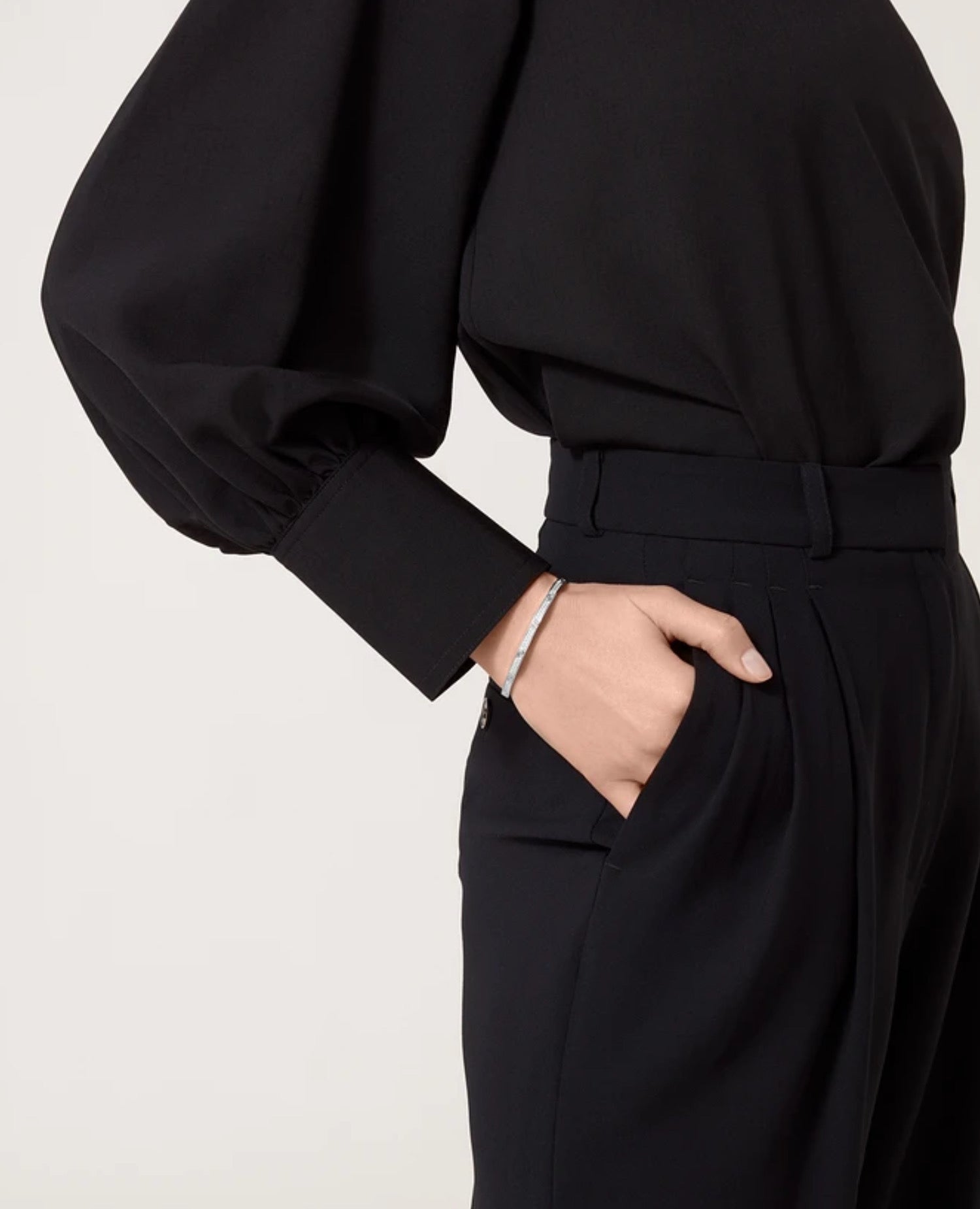 سوار كارتييه لوف، موديل صغير، مرصع