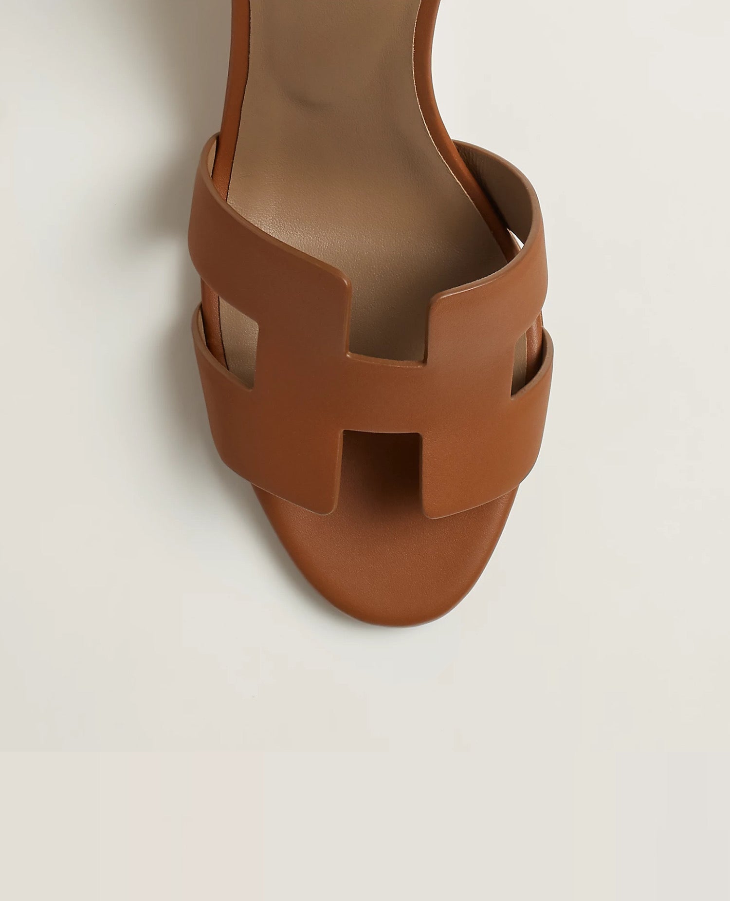 Hermès Legend sandal Gold