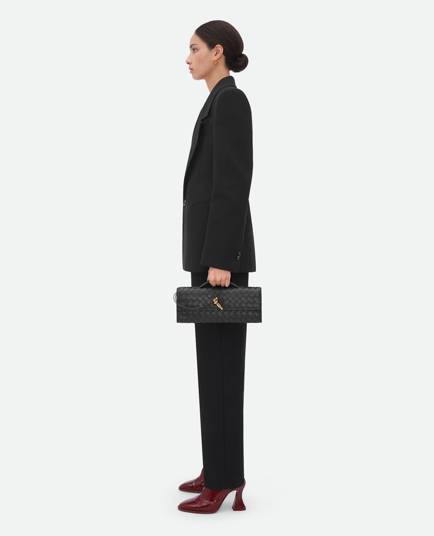 Bottega Veneta Long Clutch Andiamo With Handle Black