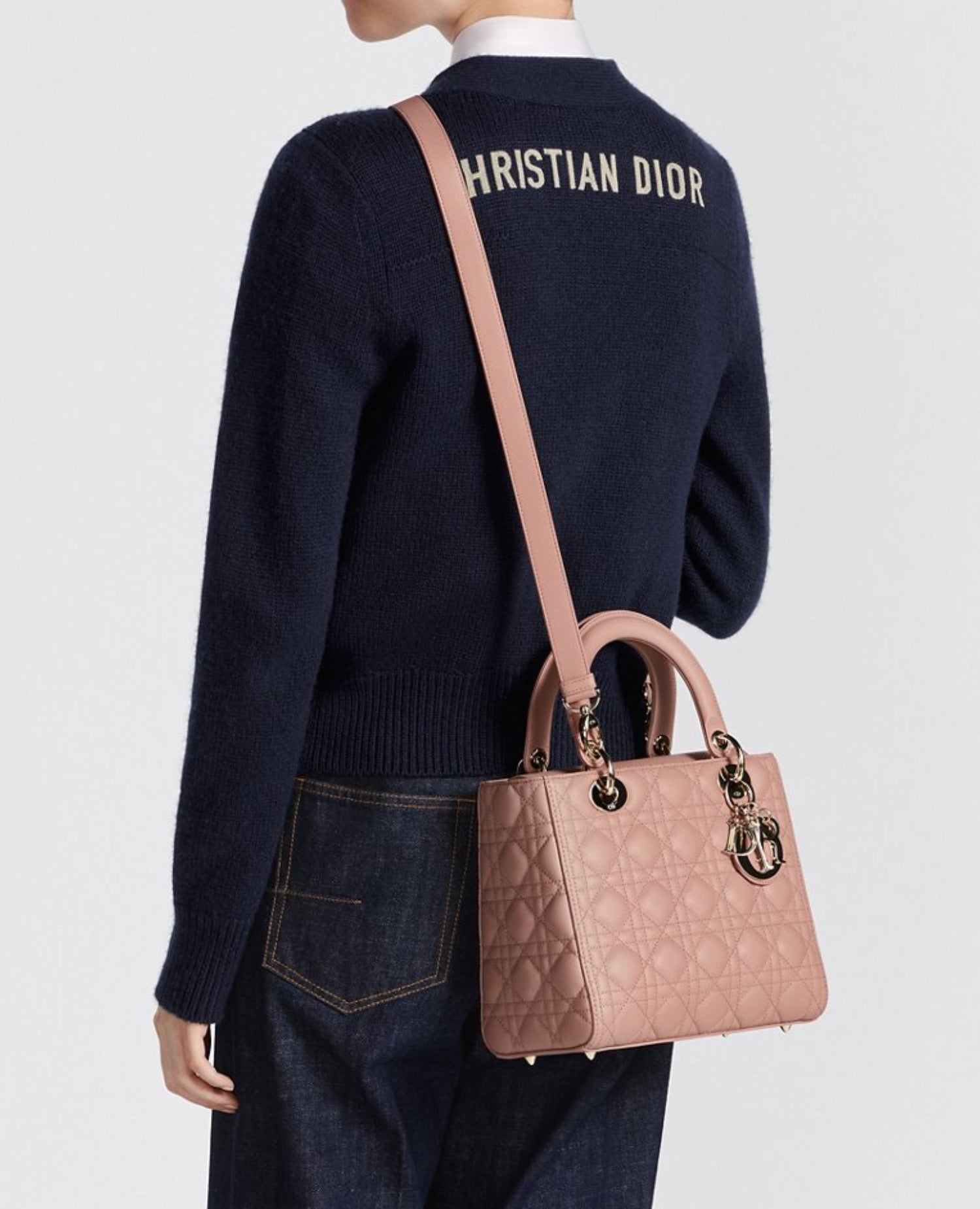 حقيبة كريستيان ديور متوسطة الحجم ليدي ديور