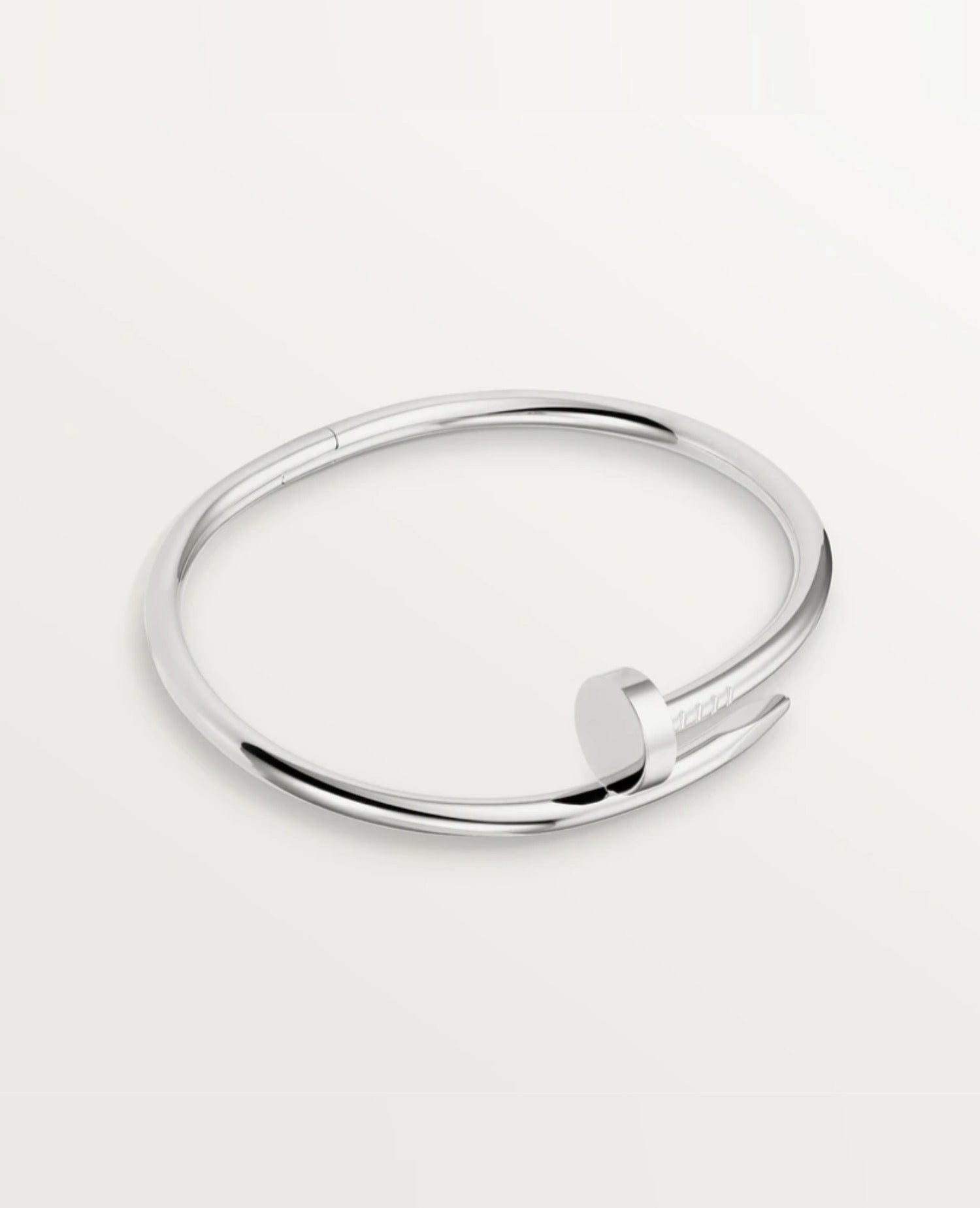 سوار كارتييه جاست أون كلو