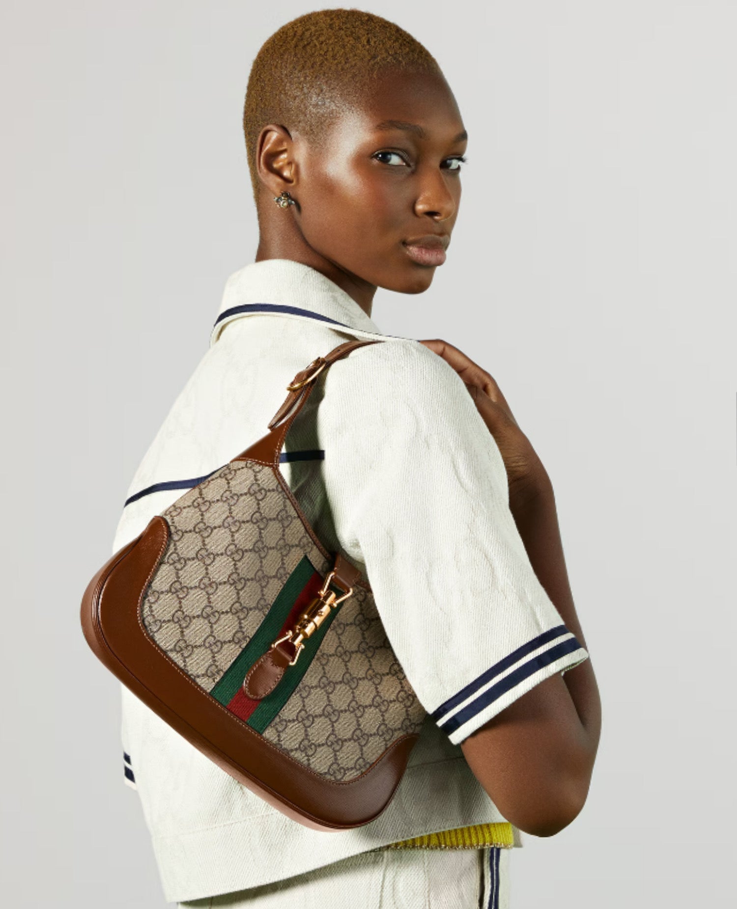 حقيبة كتف صغيرة من جوتشي جاكي 1961