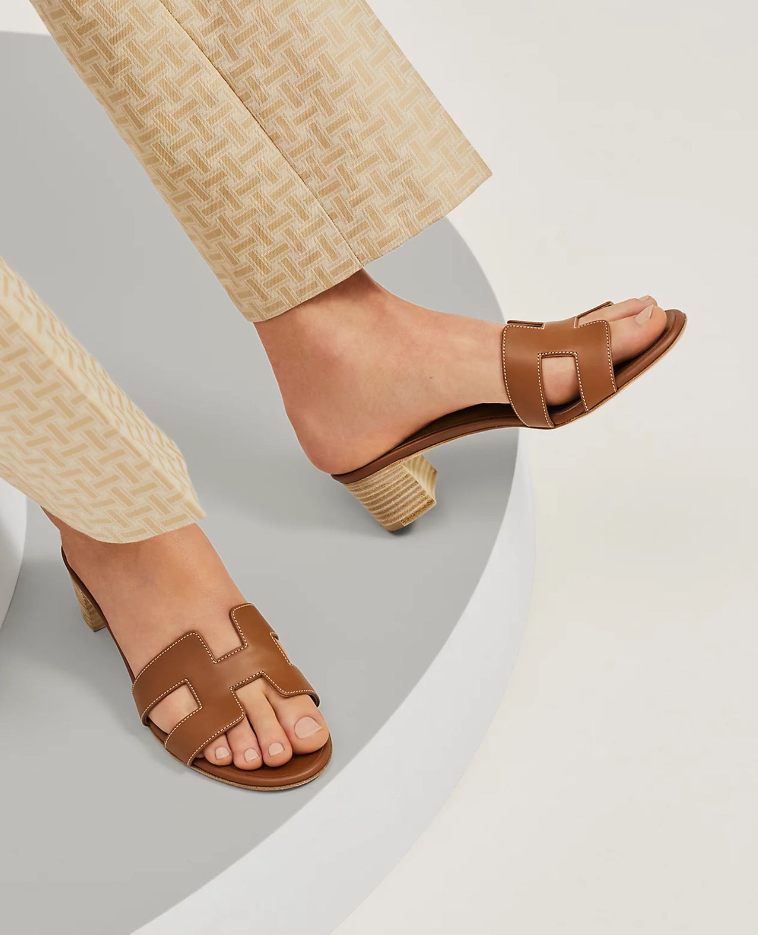 Hermès Oasis Sandal Gold