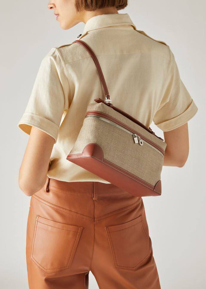 Loro Piana Extra Pocket Pouch L27 Beige / Brown