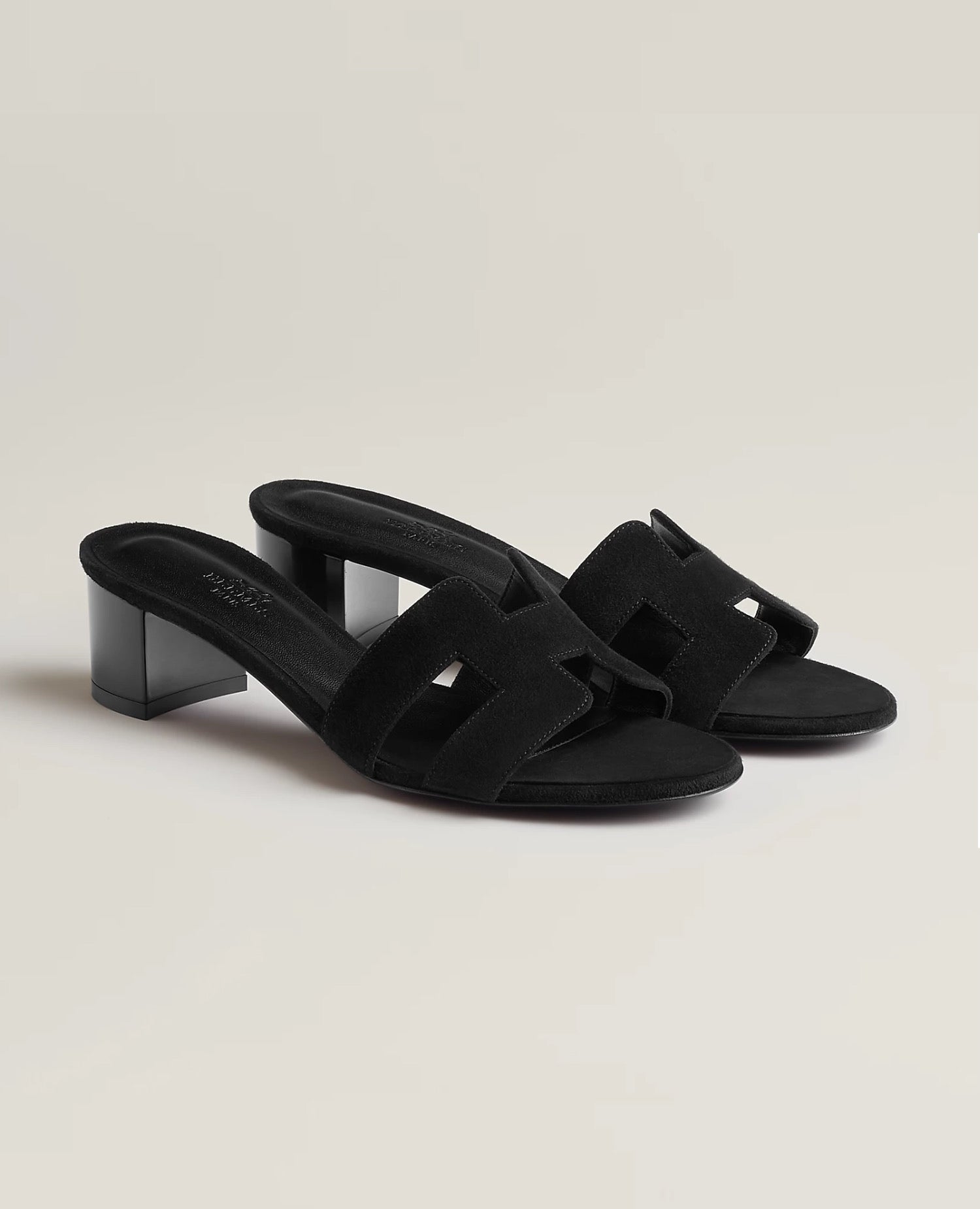 Hermès Oasis Sandal Black Suede Goatskin
