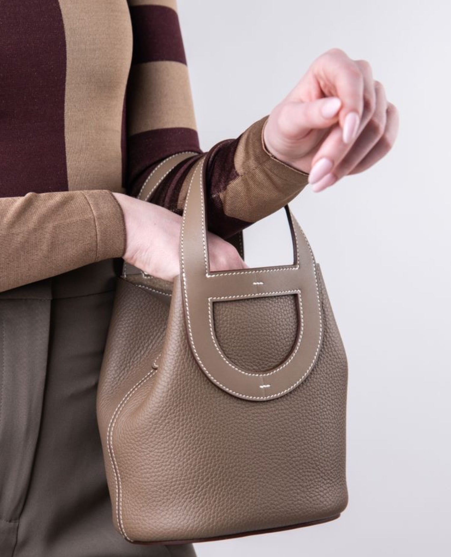 Hermès In-The-Loop Etoupe Bag