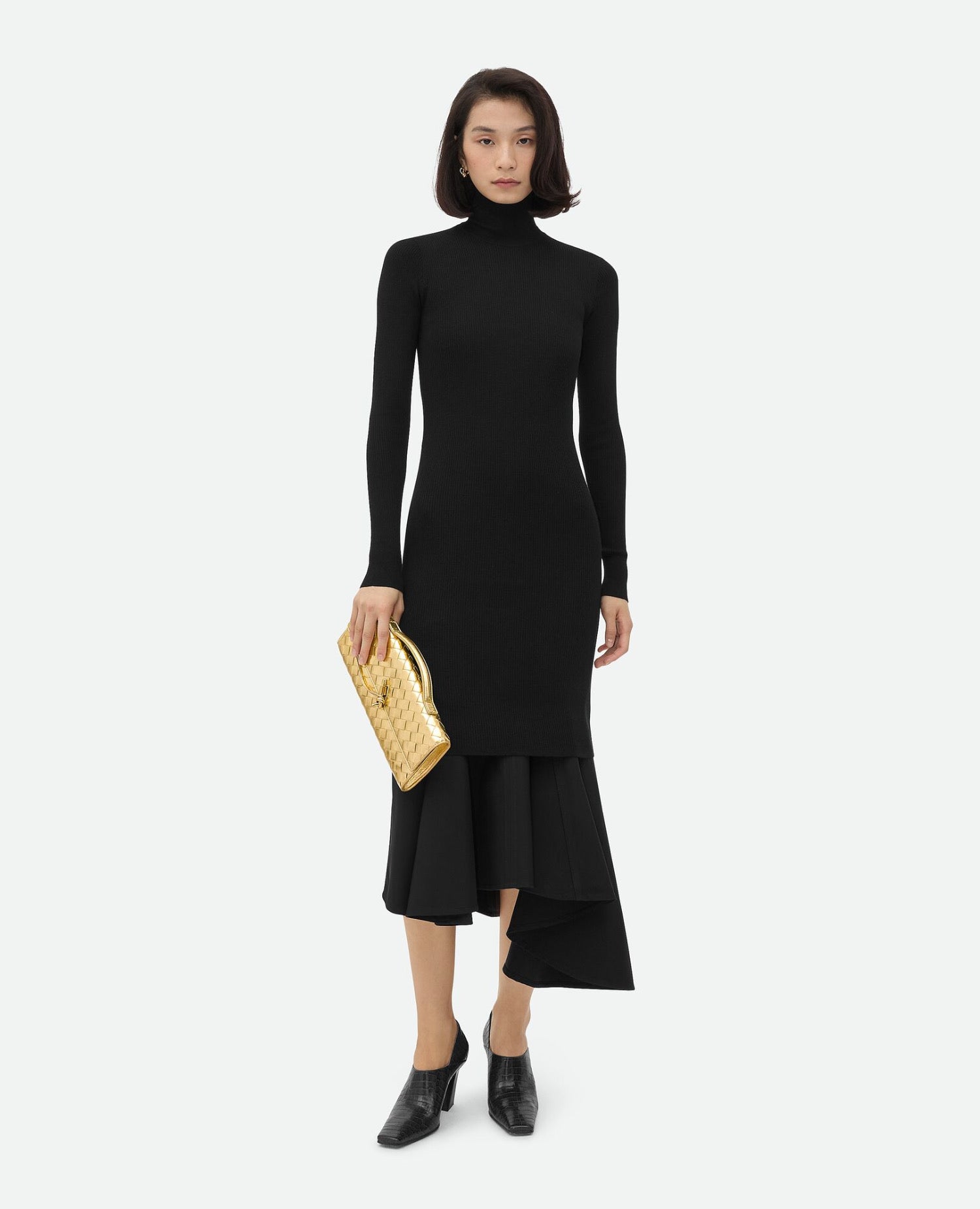 Bottega Veneta Andiamo Clutch Gold