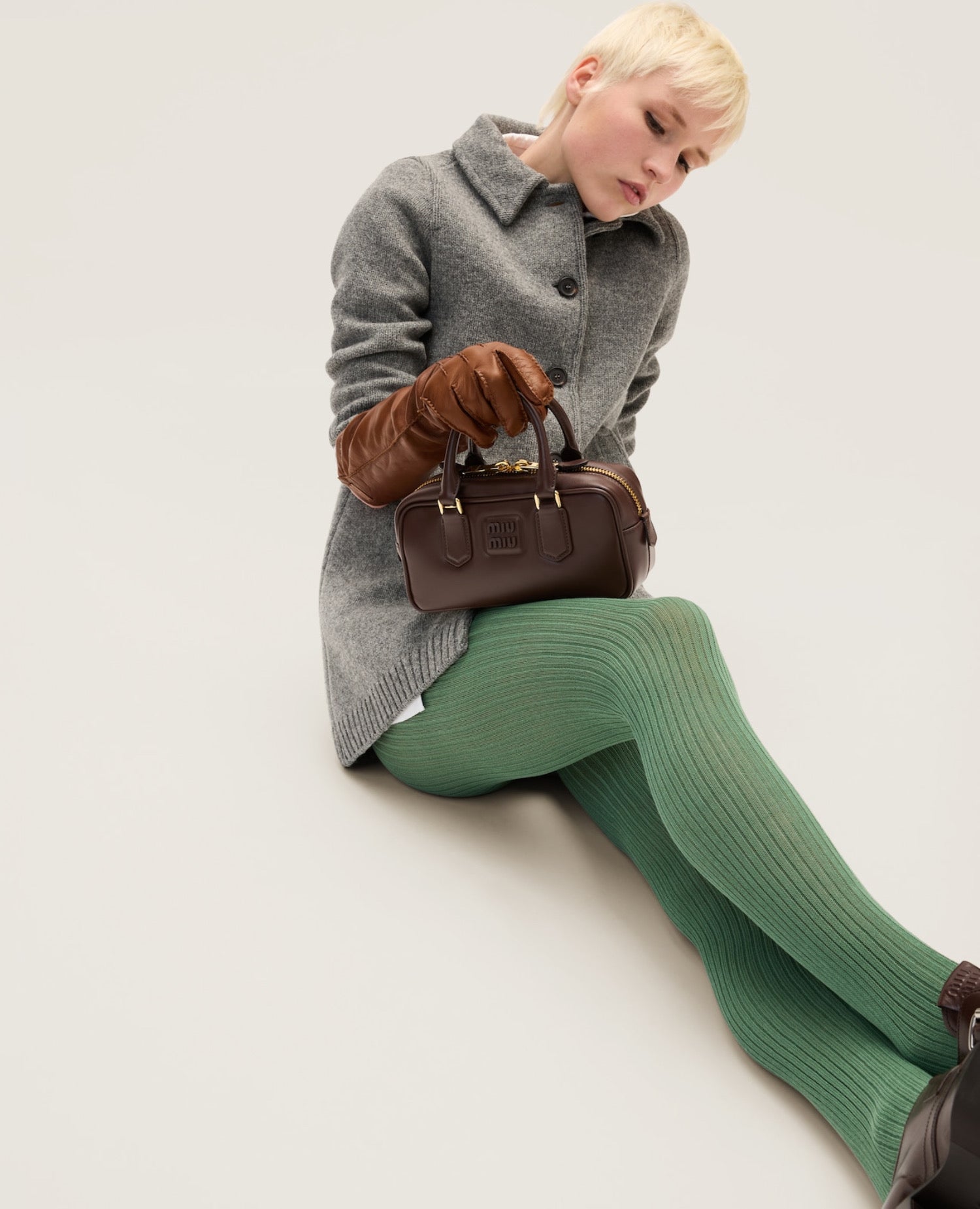 حقيبة جلدية أركادي من ميو ميو