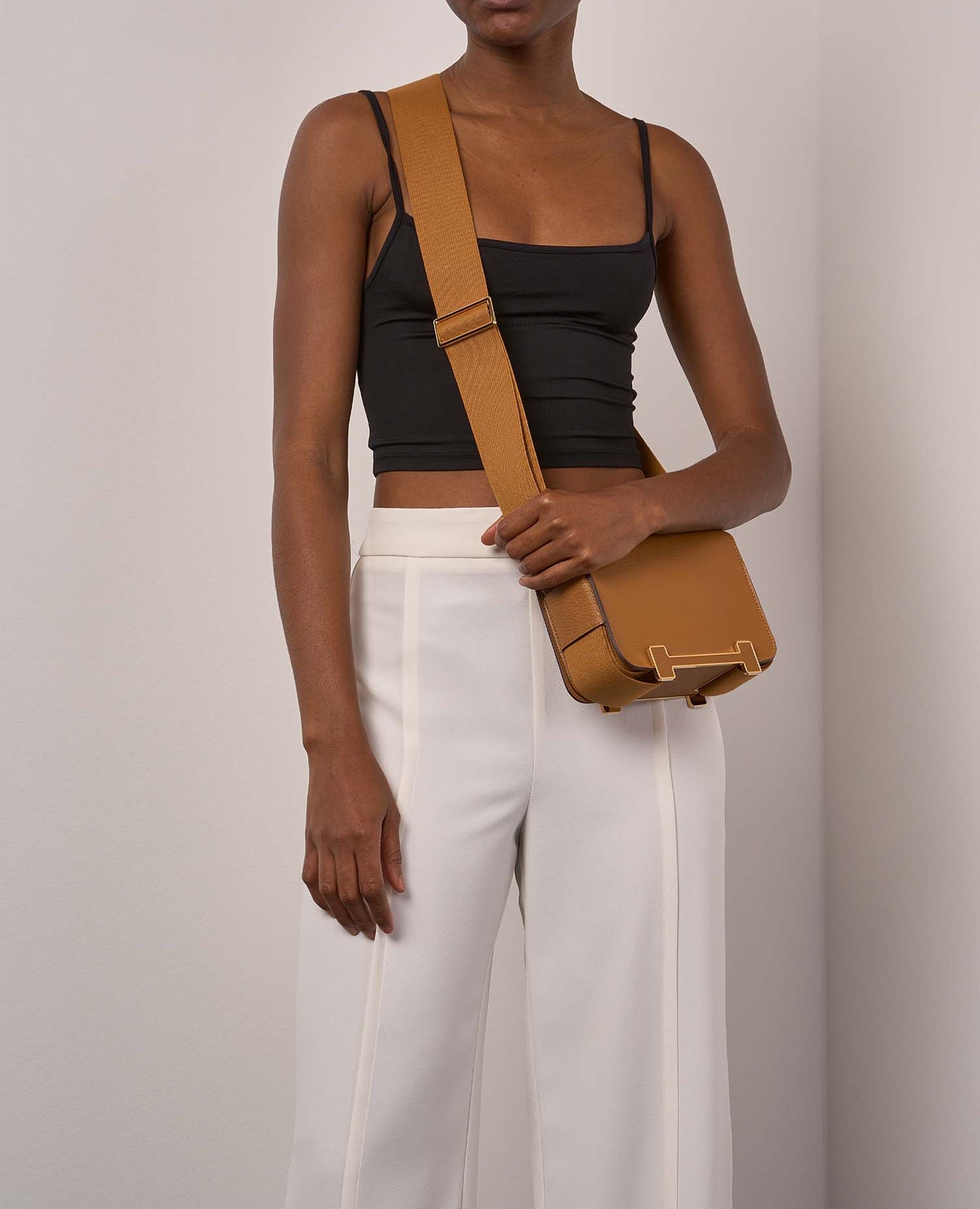 HMS Geta Bag Gold / Gold Hardeware