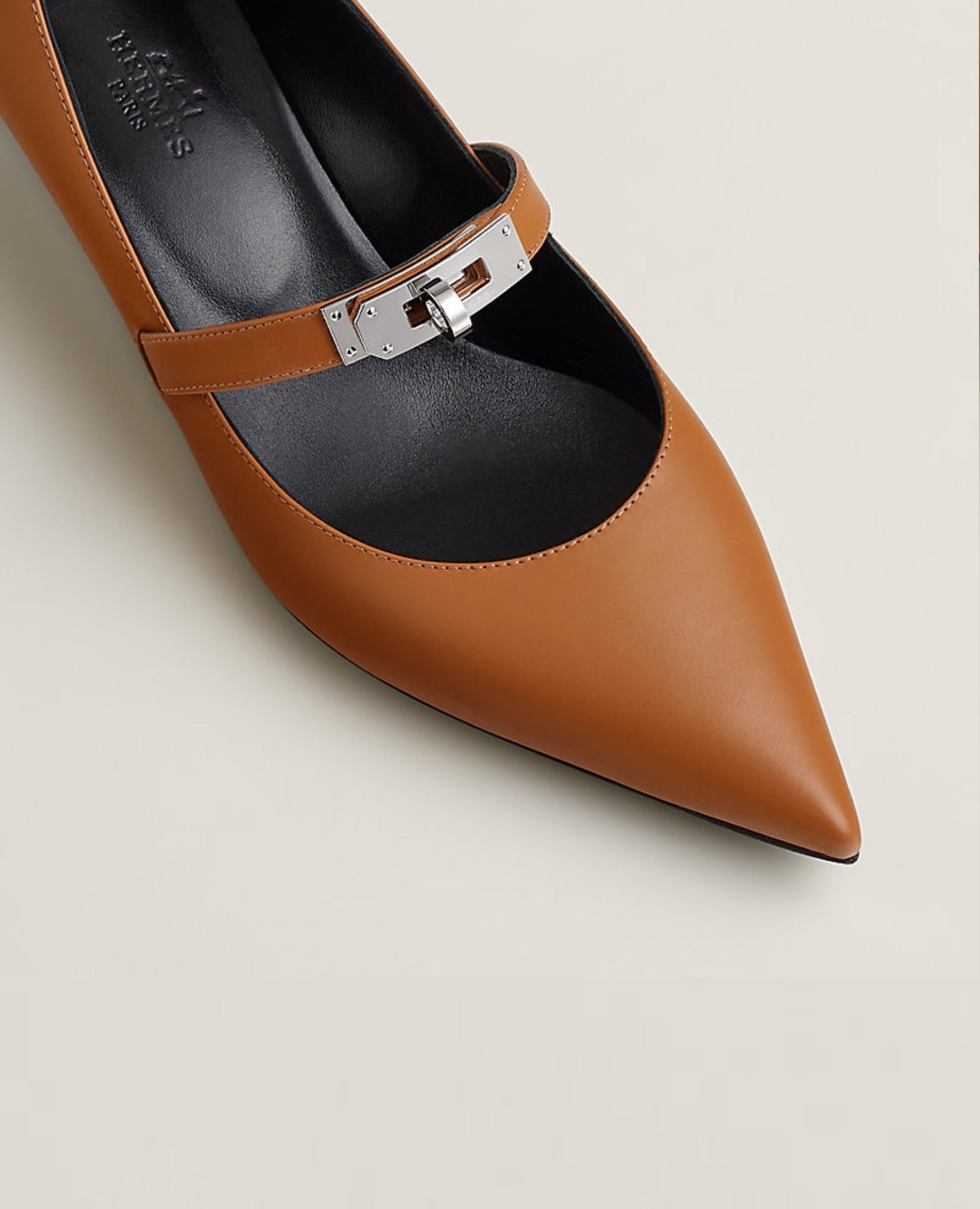Hermès Kiara 40 Pump Naturel Clair