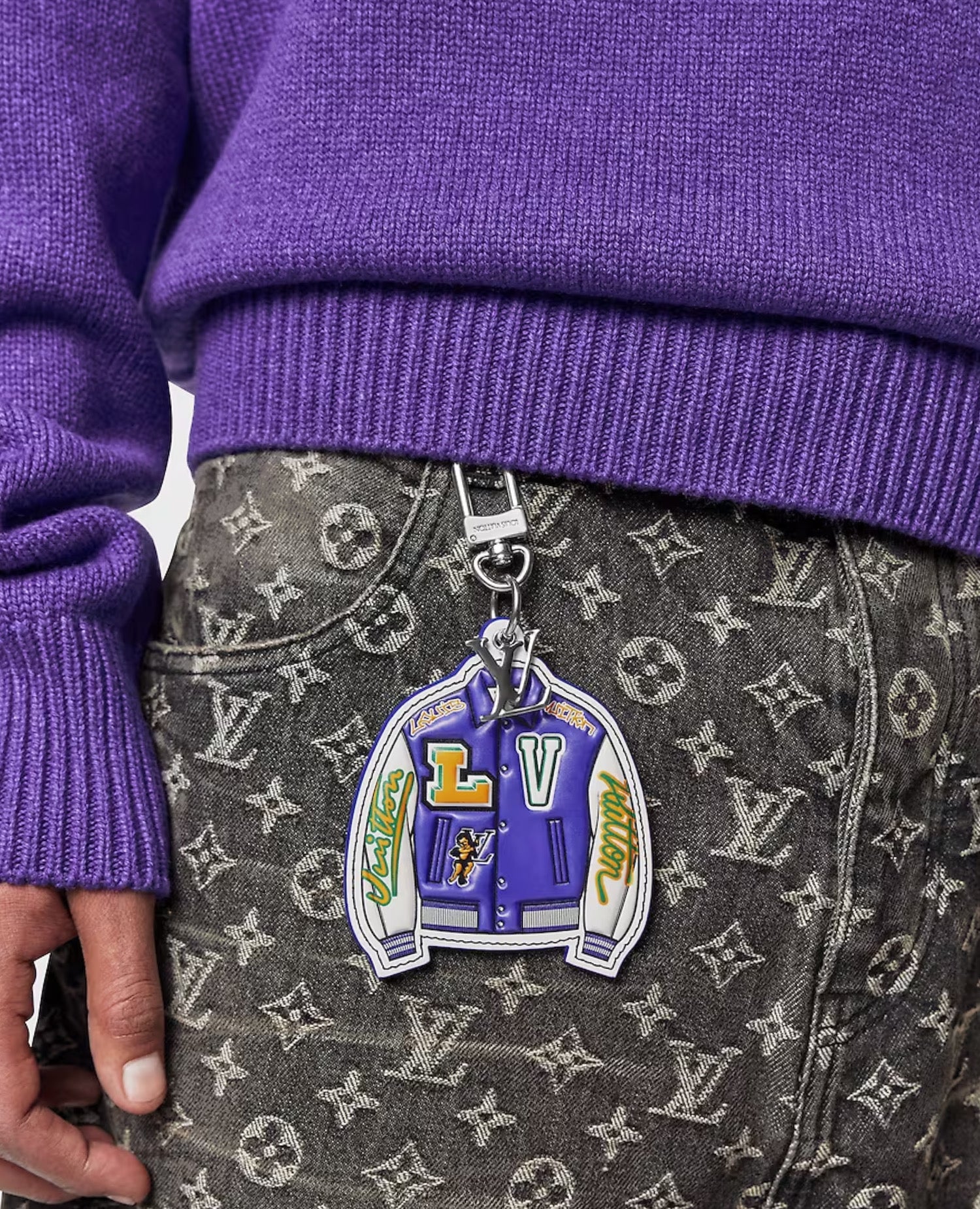 Louis Vuitton Key Holder Lacket illustre