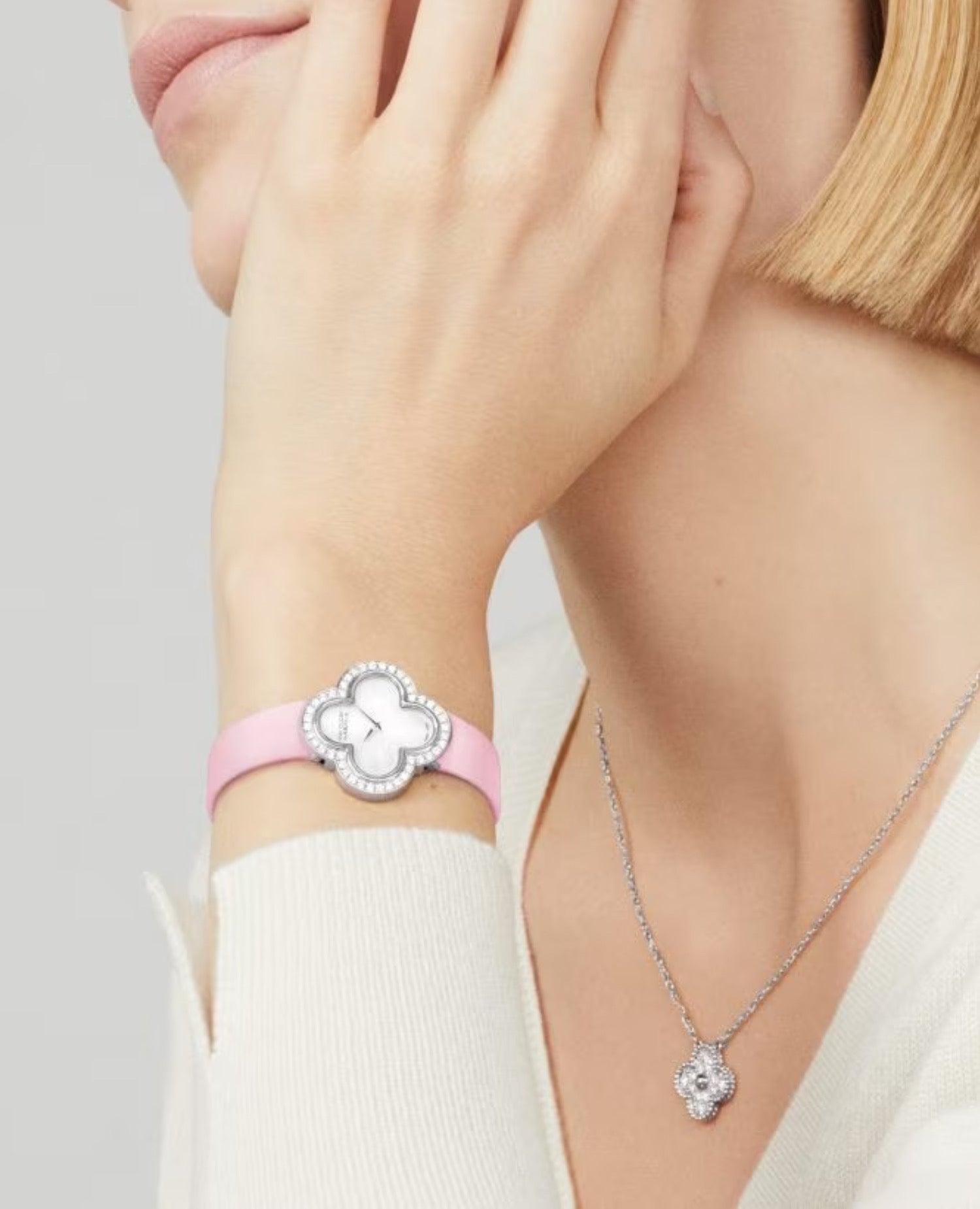 أقراط فان كليف فينتاج ألامبرا