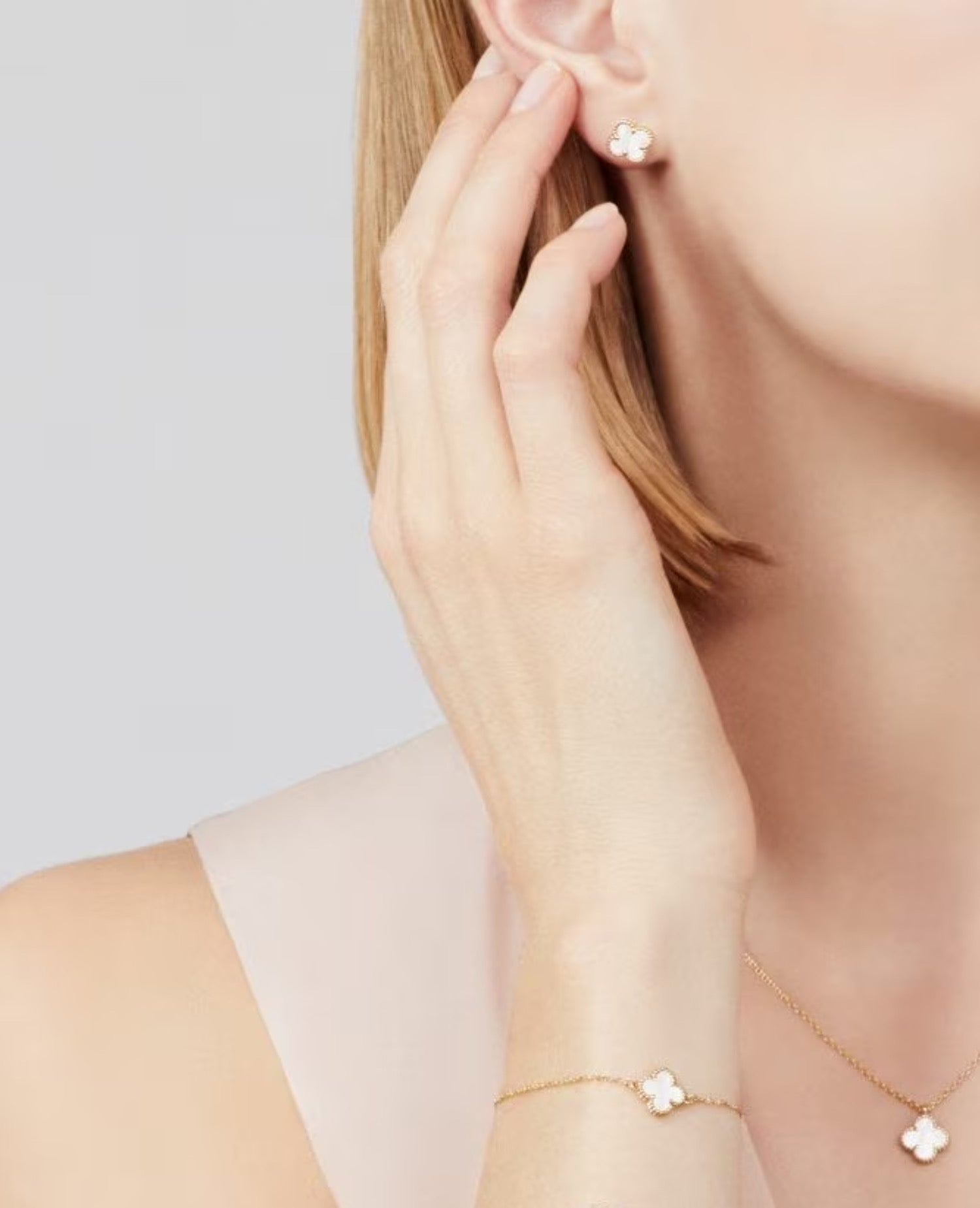 أقراط فان كليف سويت ألامبرا