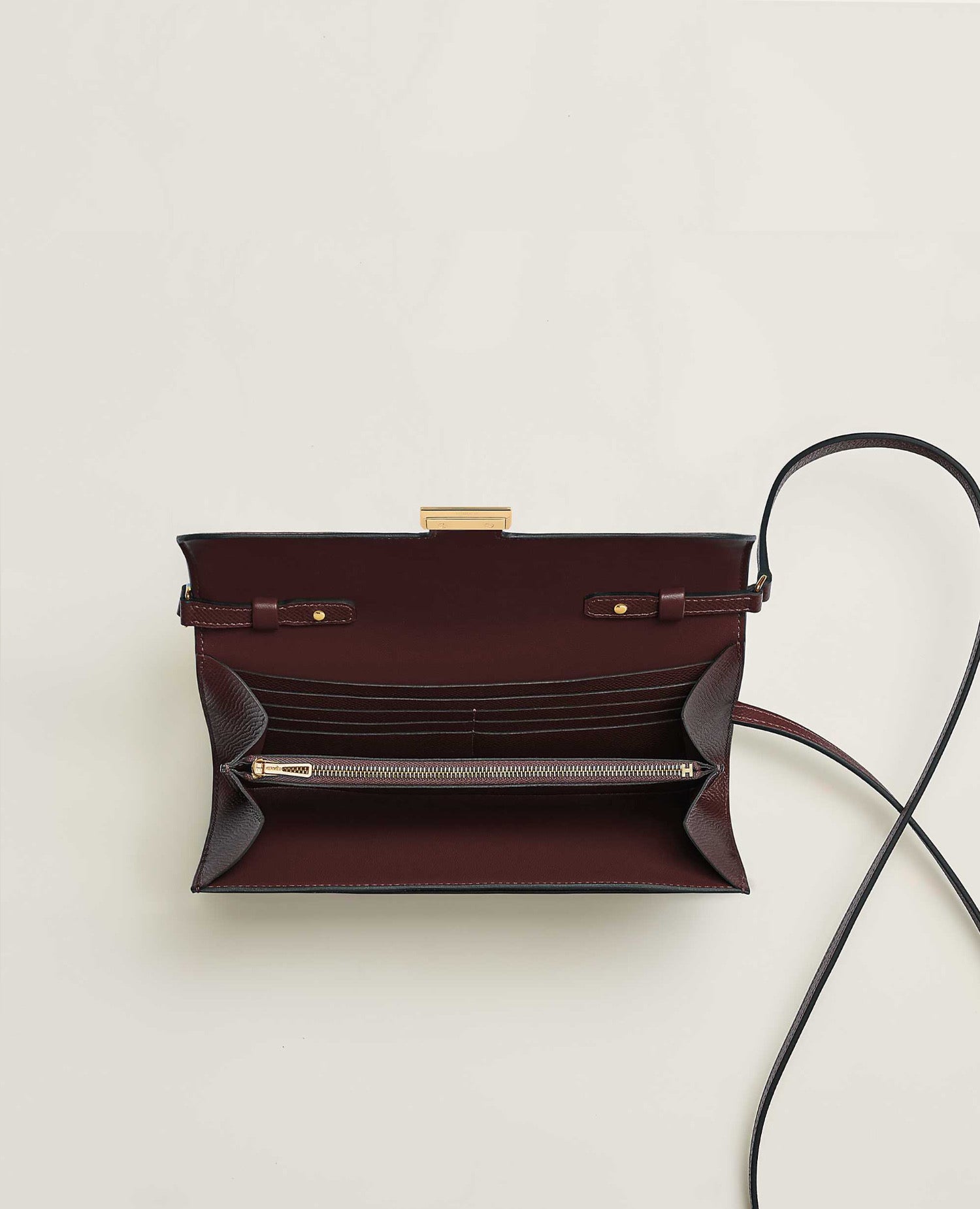 HMS Constance To Go Roug H