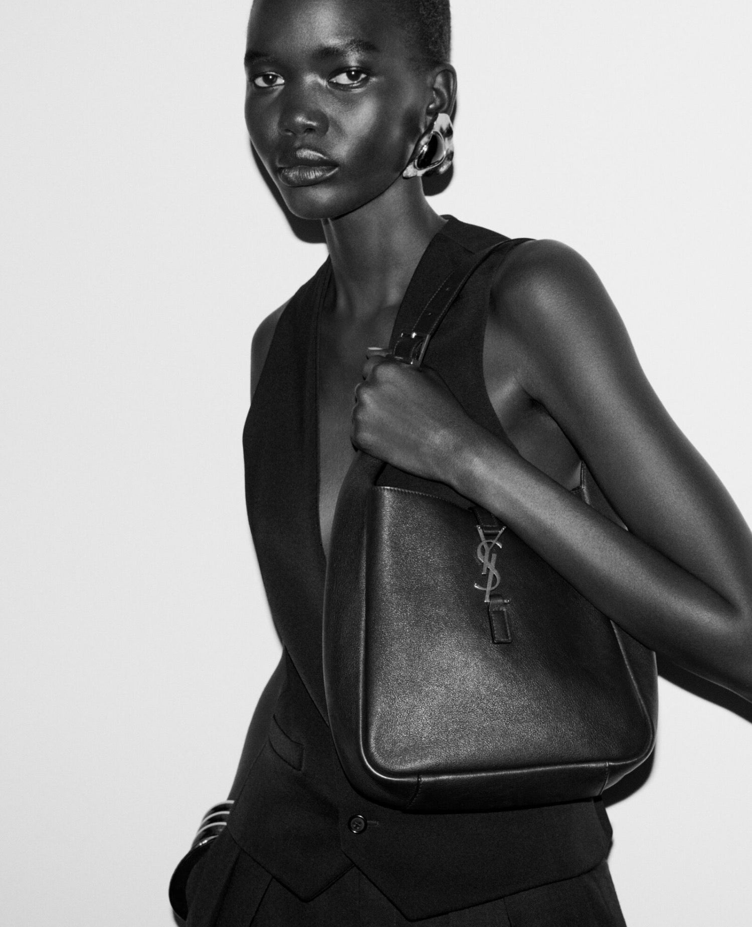 Saint Laurent Le 5 À 7 Supple Small In Grained Leather