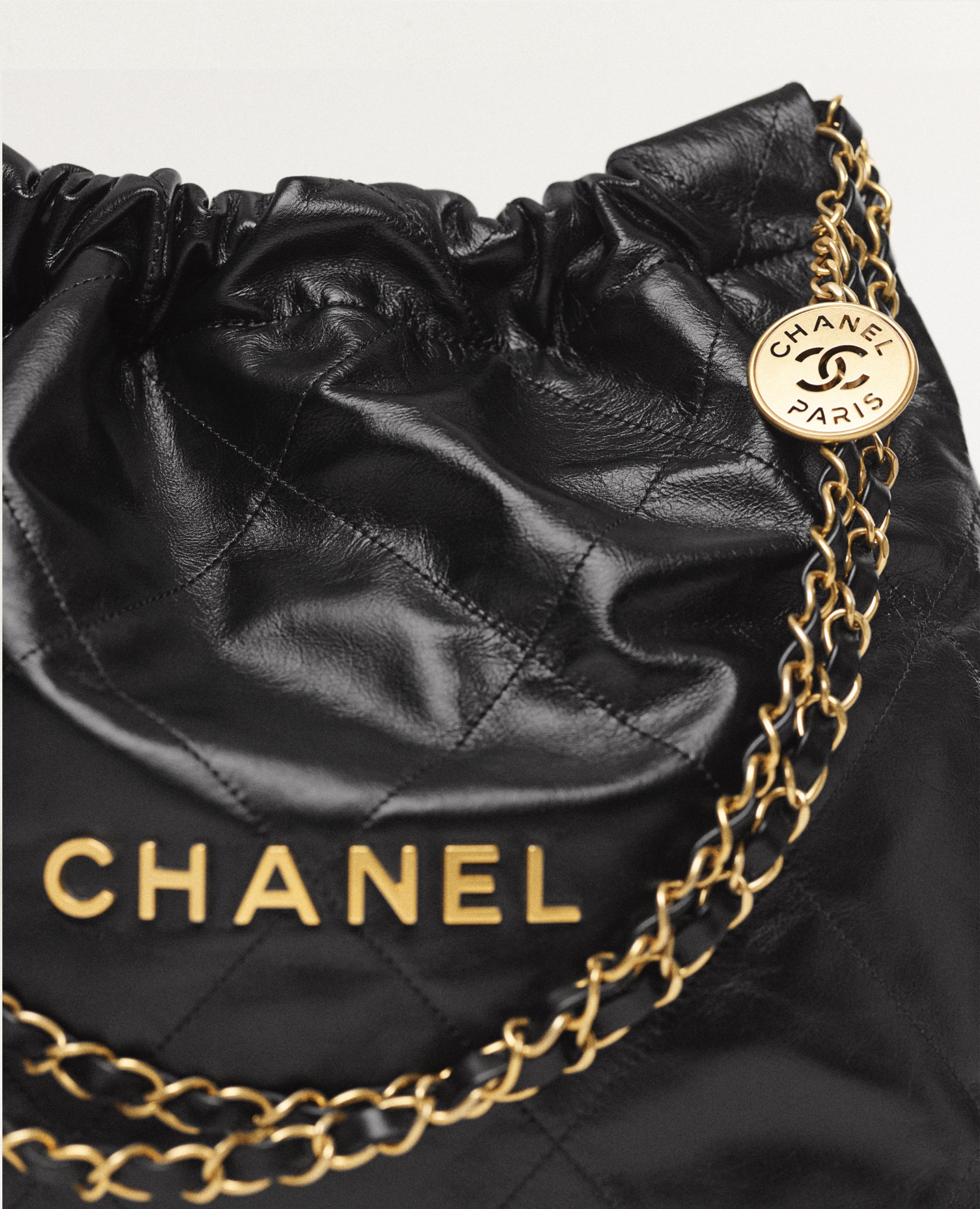 COCO 22 Small Handbag Shiny Calfskin & Gold-Tone Metal Black